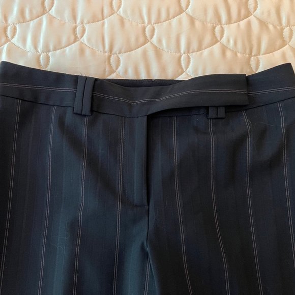 Ann Taylor Wool Slacks Size 6 - Picture 4 of 9